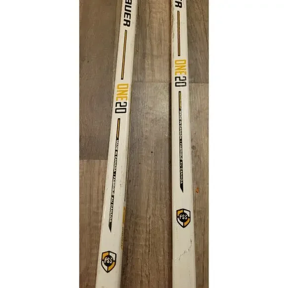 2 Vintage Bauer Nike One 20 Hockey Stick Right Handed Junior Flex 52 P92 Lindros - Picture 8 of 10